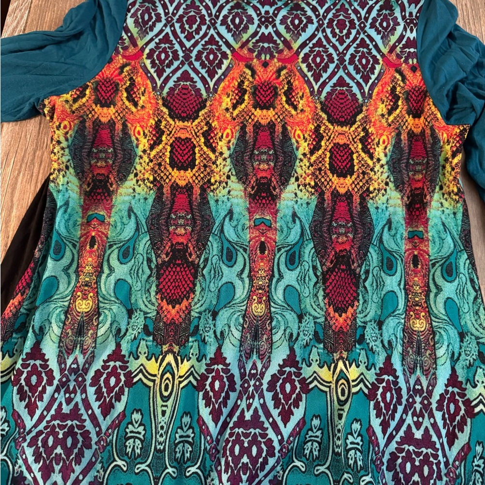 Vibrant Teal and Multicolor Long Sleeve Women's Top - Picture 5 of 9